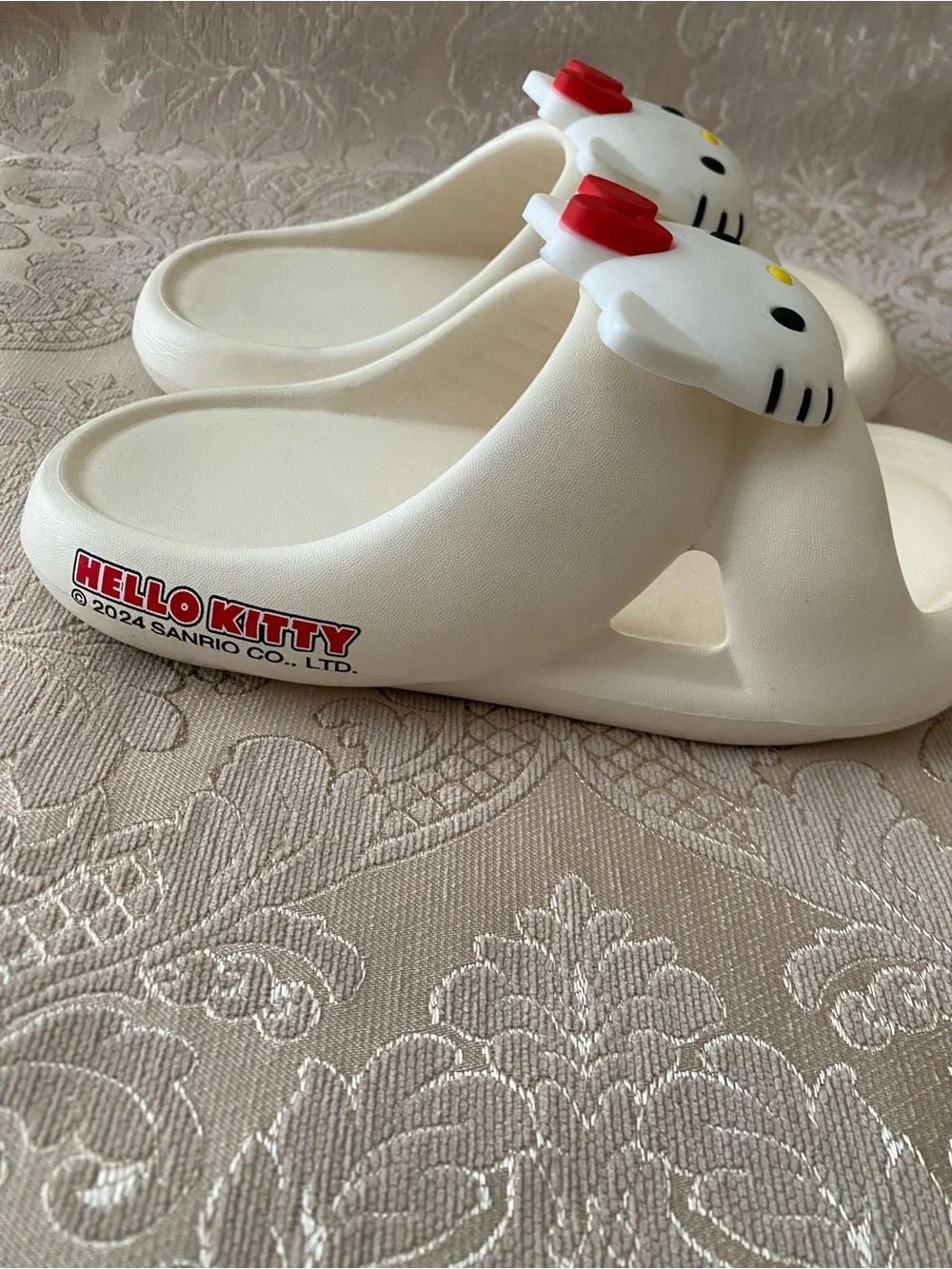 Hello Kitty White Kids Slide Sandals with Red Bow